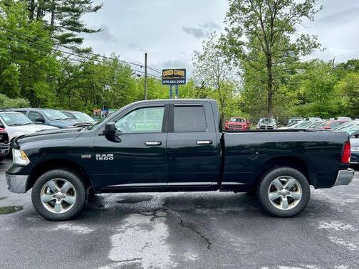 2016 RAM 1500 SLT