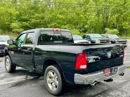 2016 RAM 1500 SLT