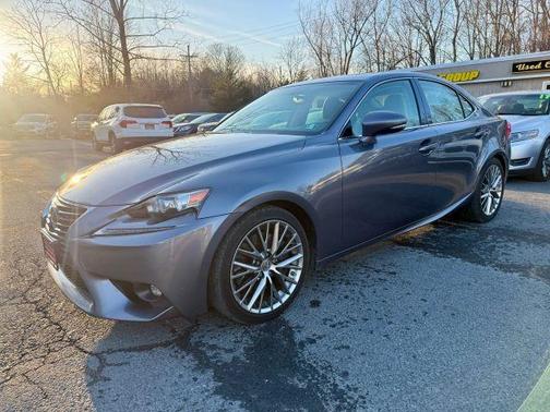 2016 Lexus IS 300 Base