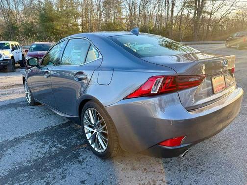 2016 Lexus IS 300 Base