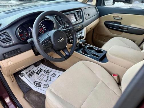 2019 Kia Sedona LX