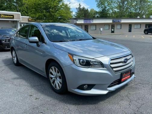 Ice Silver Metallic 2016 Subaru Legacy Premium