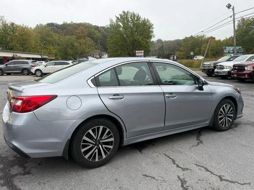 2018 Subaru Legacy 2.5i Premium