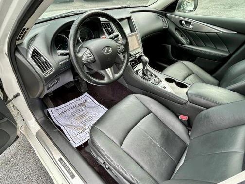 2016 INFINITI Q50 3.0T Premium