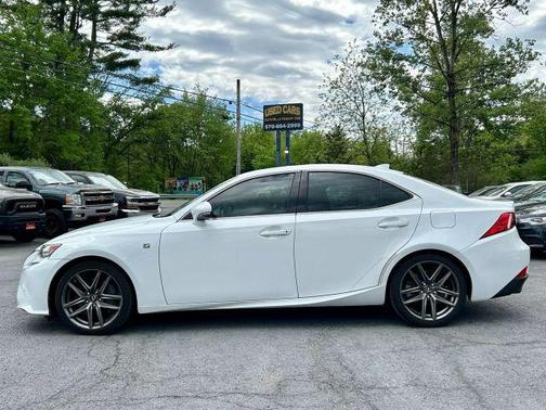 2016 Lexus IS 350 Base