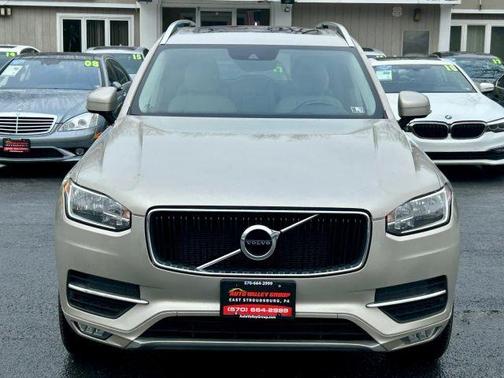 2016 Volvo XC90 T5 Momentum