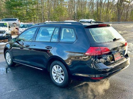 2016 Volkswagen Golf SportWagen TSI S 4-Door