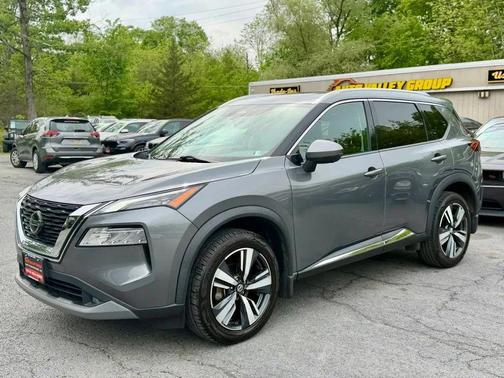Gray 2021 Nissan Rogue SL
