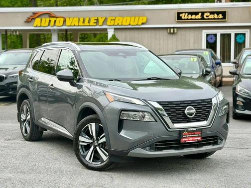 Gray 2021 Nissan Rogue SL