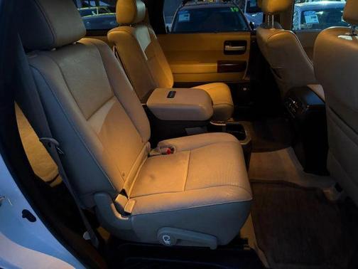 2011 Toyota Sequoia Platinum