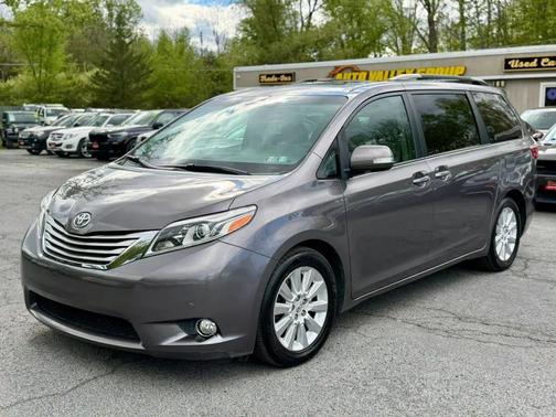 Predawn Gray Mica 2015 Toyota Sienna Limited Premium