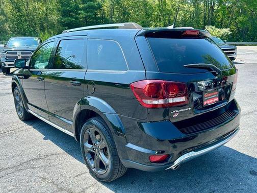 2019 Dodge Journey Crossroad