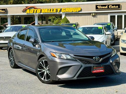 Predawn Gray Mica 2019 Toyota Camry SE