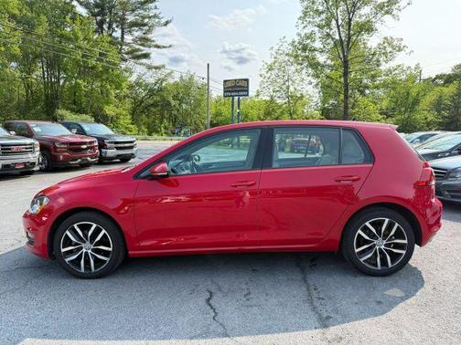 2015 Volkswagen Golf SE