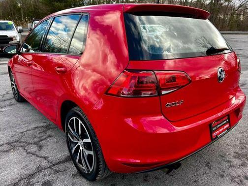 2015 Volkswagen Golf SE