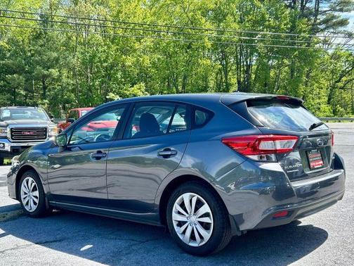 2019 Subaru Impreza 2.0i