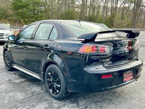 2017 Mitsubishi Lancer SE