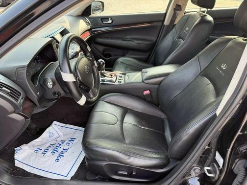 2013 INFINITI G37x Base
