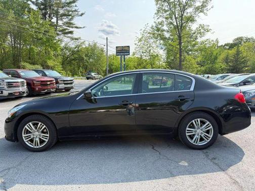 2013 INFINITI G37x Base