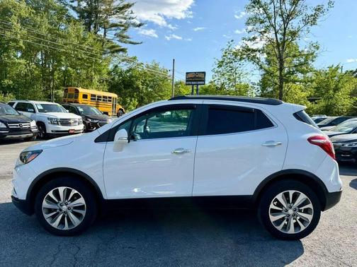 Summit White 2019 Buick Encore Preferred