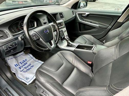 2018 Volvo S60 T5 Dynamic