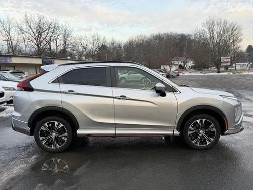 2022 Mitsubishi Eclipse Cross SE
