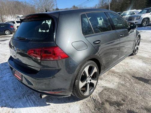 2017 Volkswagen Golf GTI S 4-Door