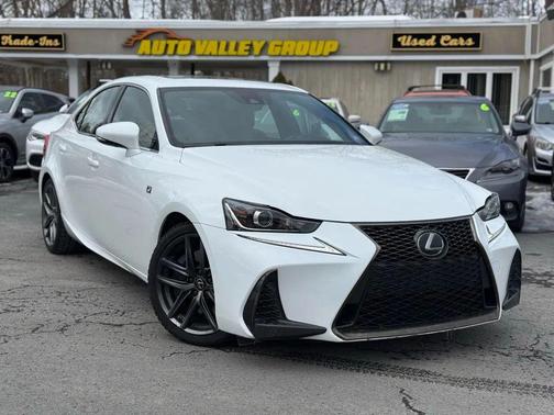 2019 Lexus IS 300 Base
