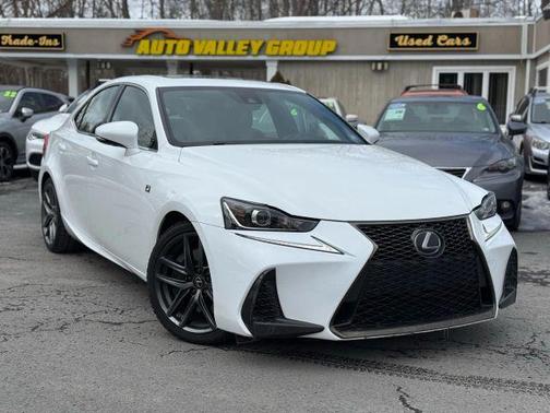 2019 Lexus IS 300 Base