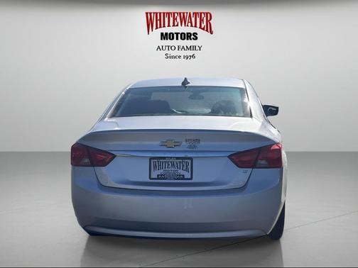 Silver Ice Metallic 2019 Chevrolet Impala 1LT