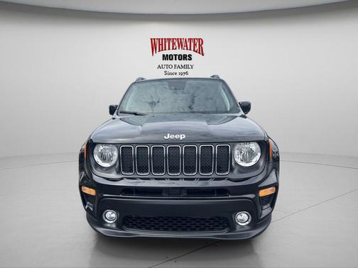 Black Clearcoat 2021 Jeep Renegade Latitude
