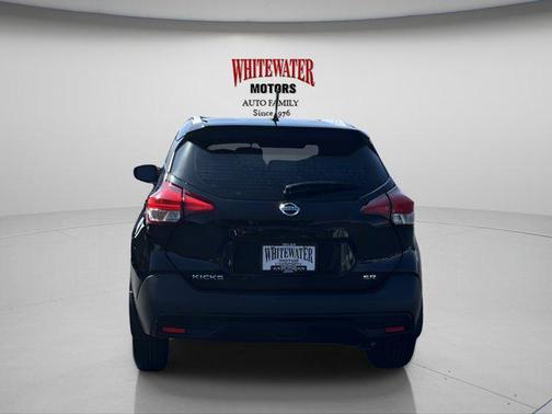 2018 Nissan Kicks SR