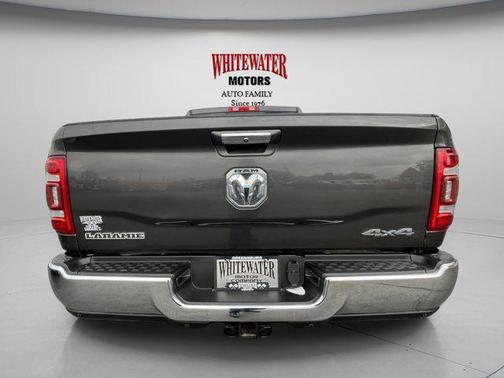 2020 RAM 2500 Laramie Crew Cab 4x4 6'4' Box