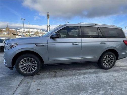 2020 Lincoln Navigator Standard