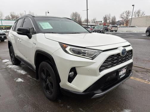 2021 Toyota RAV4 Hybrid SE