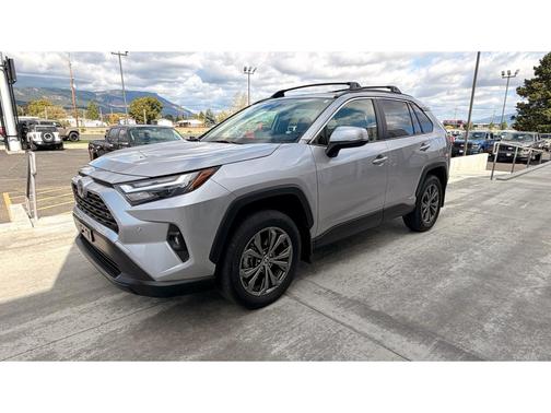 2023 Toyota RAV4 Hybrid XLE Premium