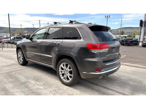 Brilliant Black Crystal Pearlcoat 2014 Jeep Grand Cherokee Summit