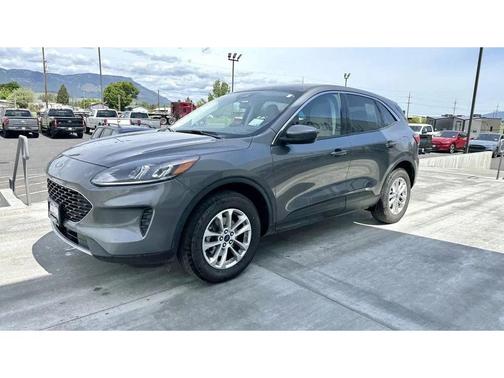 Carbonized Gray Metallic 2021 Ford Escape SE