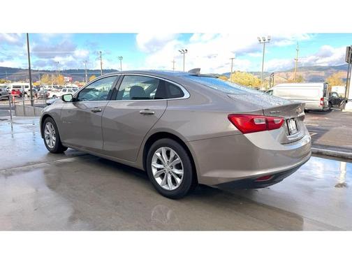 Mineral Gray Metallic 2024 Chevrolet Malibu FWD 1LT