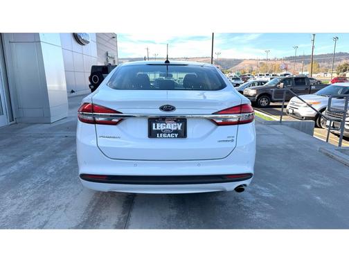 2018 Ford Fusion Hybrid SE