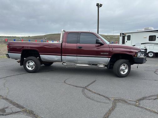 2002 Dodge Ram 2500 Base