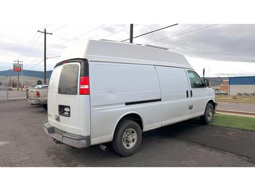 2017 Chevrolet Express 2500 Work Van
