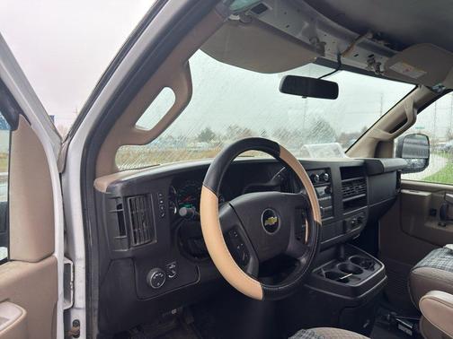 2017 Chevrolet Express 2500 Work Van