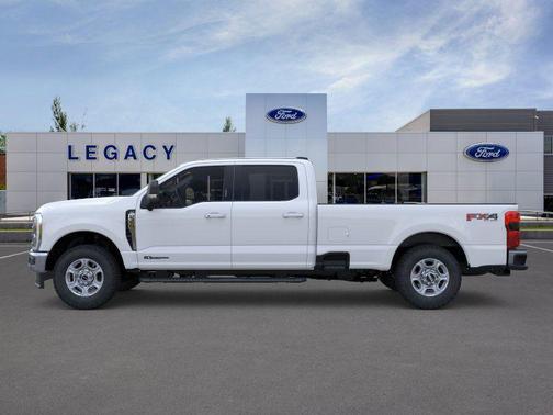 2026 Ford F-350 XLT