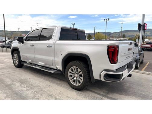 White Frost Tricoat 2021 GMC Sierra 1500 Denali