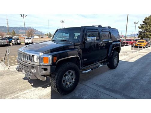 Black 2006 Hummer H3 Base
