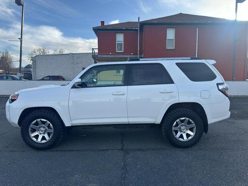 2016 Toyota 4Runner Trail Premium