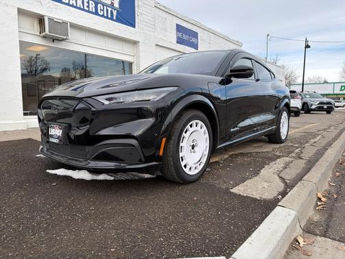 2021 Ford Mustang Mach-E Premium