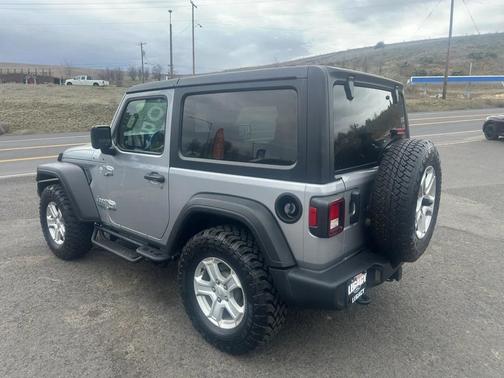 Billet Silver Metallic Clearcoat 2021 Jeep Wrangler Sport S