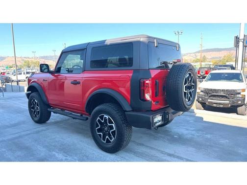 Red 2022 Ford Bronco Base